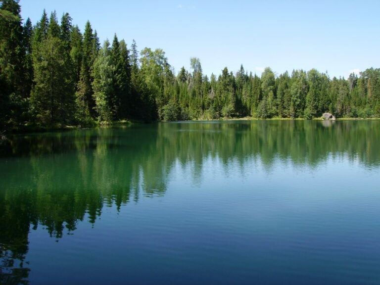 02-03 июля (суббота-воскресенье) приглашаем в поход выходного дня на озеро Бездонное.