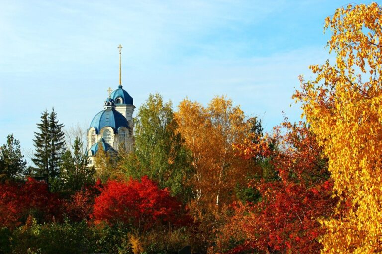 Клуб туристов «Азимут» 23 октября 2022 г. организует познавательную поездку в музей «Самоцветная полоса Урала» г. Реж.